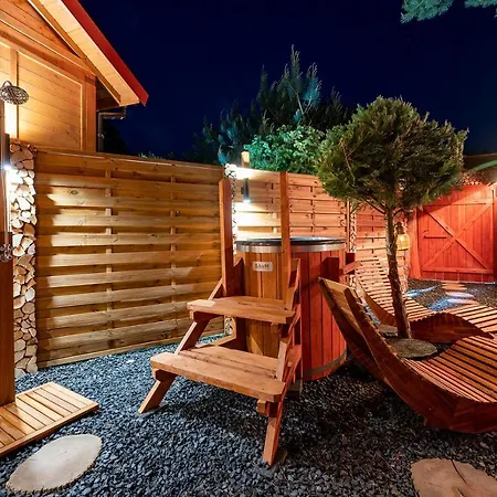 Forest Sauna Jacuzzi Balia Darlowko Rusko Дом отдыха *