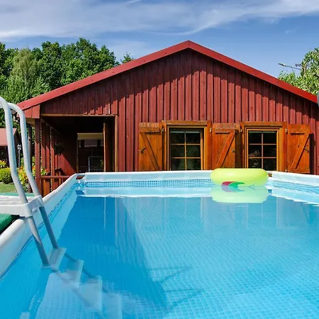 Holiday home Forest Sauna Jacuzzi Balia Darlowko Rusko *