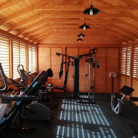 Forest Sauna Jacuzzi Balia Darlowko Rusko Дом отдыха *