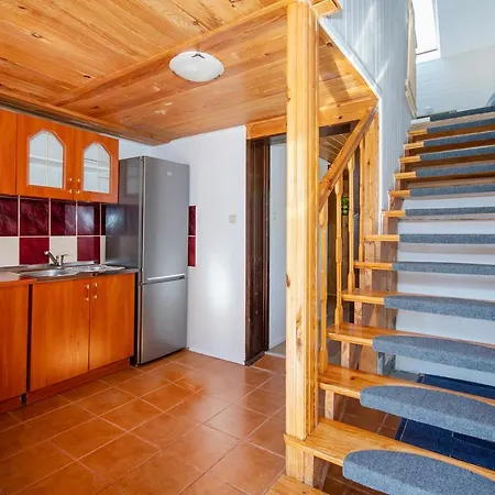 Holiday home Forest Sauna Jacuzzi Balia Darlowko Rusko