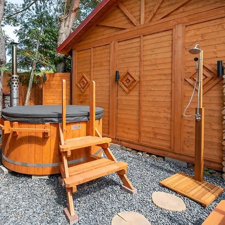 Forest Sauna Jacuzzi Balia Darlowko Rusko Dom wakacyjny Darłowo