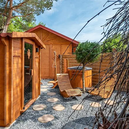 Holiday home Forest Sauna Jacuzzi Balia Darlowko Rusko
