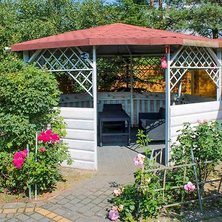 בית נופש Forest Sauna Jacuzzi Balia Darlowko Rusko *