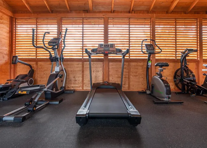 Forest Sauna Jacuzzi Balia Darłówko Rusko Сasa de vacaciones *