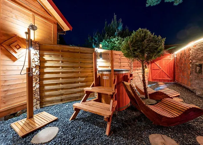 Forest Sauna Jacuzzi Balia Darłówko Rusko Сasa de vacaciones *