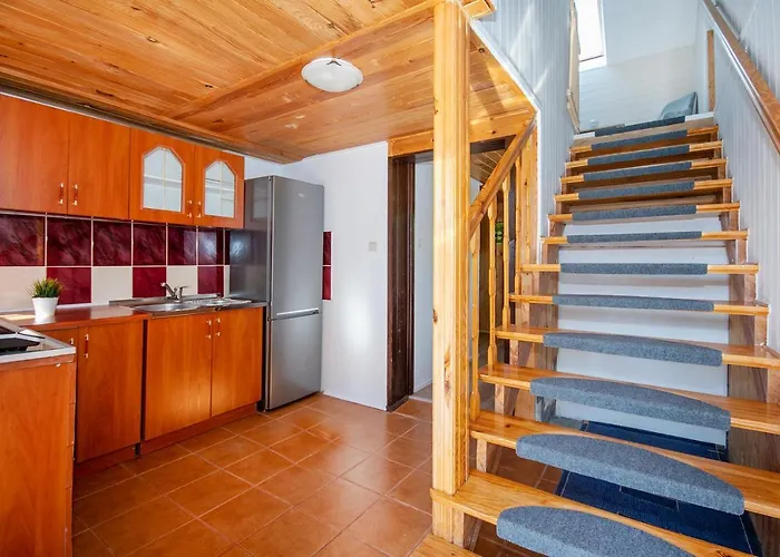 Сasa de vacaciones Forest Sauna Jacuzzi Balia Darłówko Rusko