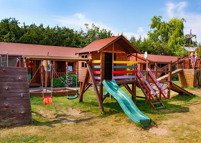 Сasa de vacaciones Forest Sauna Jacuzzi Balia Darłówko Rusko Darłowo