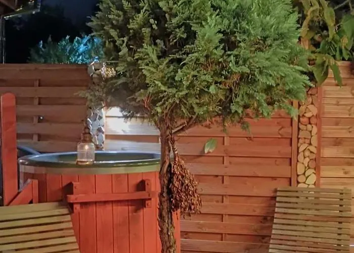 Forest Sauna Jacuzzi Balia Darłówko Rusko Сasa de vacaciones