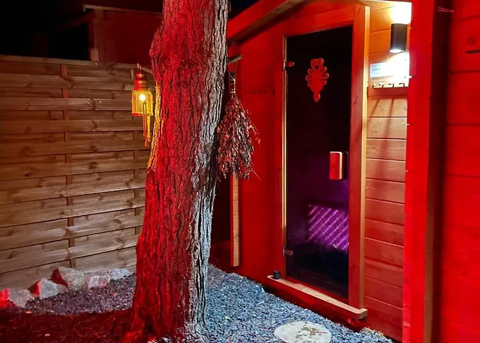 Forest Sauna Jacuzzi Balia Darłówko Rusko *