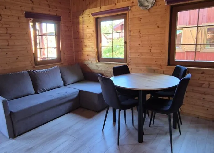 Forest Sauna Jacuzzi Balia Darłówko Rusko Сasa de vacaciones *