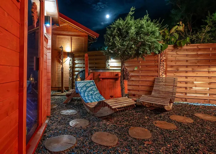 Сasa de vacaciones Forest Sauna Jacuzzi Balia Darłówko Rusko Darłowo